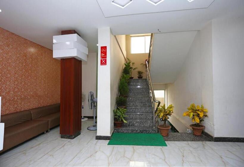 هتل Oyo Flagship Subudhi S Inn