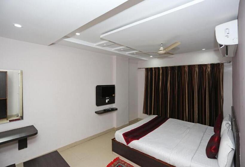 هتل Oyo Flagship Subudhi S Inn