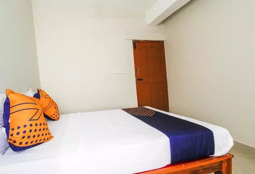 ホテル Spot On Sujith Lodge Annexe