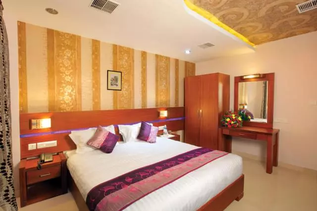 Hotelli Vkj International Kuttampuzha