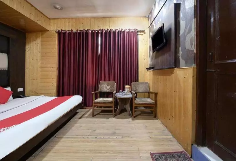Oyo Hotel Azad