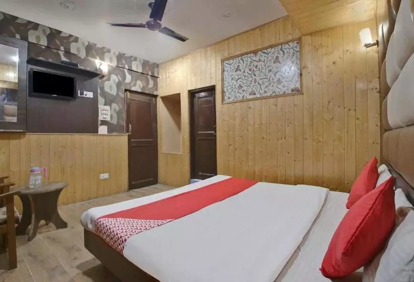 Oyo Hotel Azad