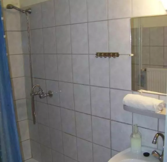 Majatalo F 106 Vendégház