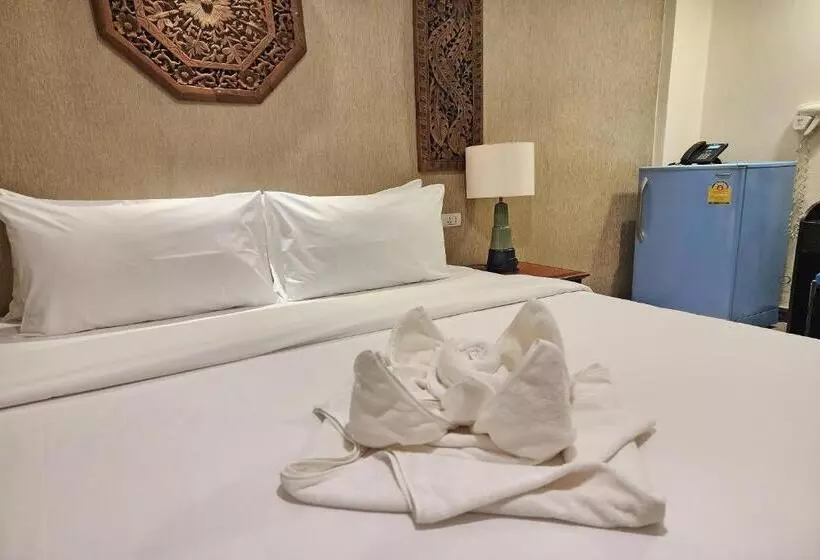 ペンション Kim Hotel At Bangplong