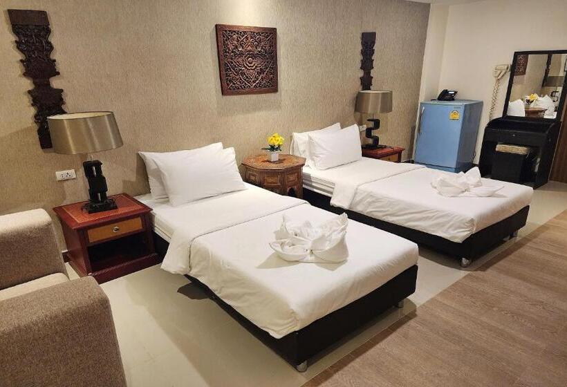 ペンション Kim Hotel At Bangplong