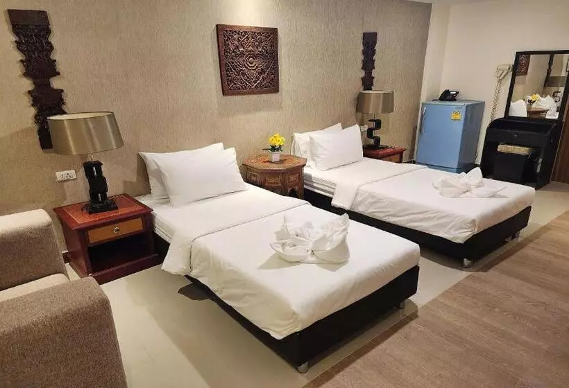 ペンション Kim Hotel At Bangplong