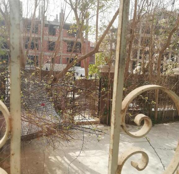 پانسیون Luxury Host 219 Dream Land