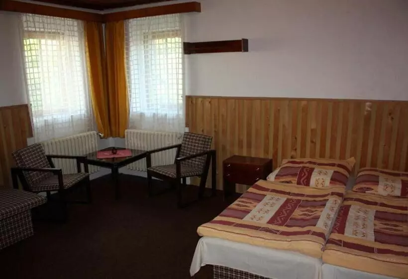 Majatalo Penzion Pinokio