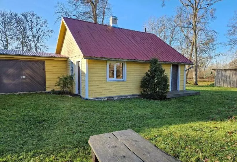 پانسیون Püha Guesthouse