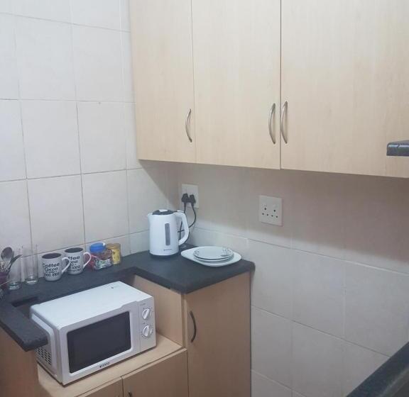 פנסיון Plk Noord Guesthouse