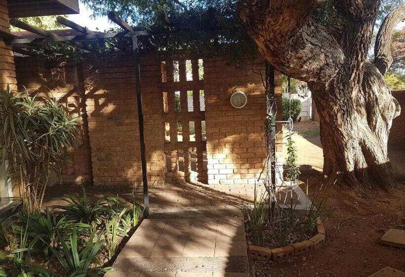 פנסיון Plk Noord Guesthouse