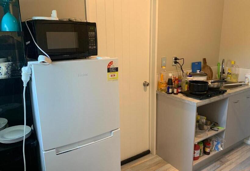 펜션 Waikuku Beach Apartment