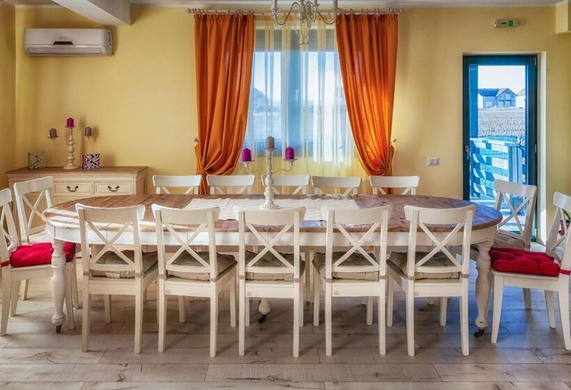 Pensiunea Agroturistica Floare De Camp