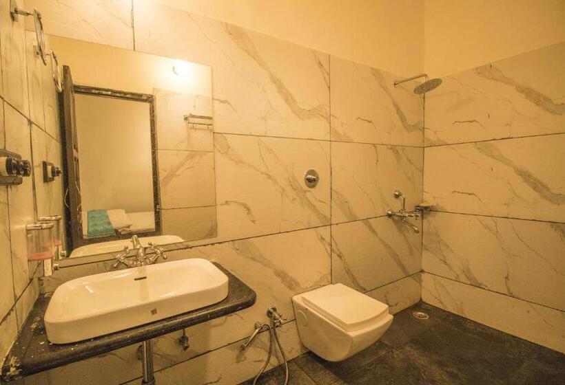 אתר נופש Wowstayz Pachmarhi Ecotel