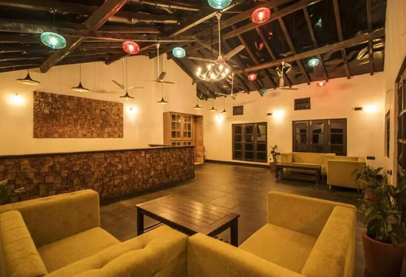 リゾートホテル Wowstayz Pachmarhi Ecotel