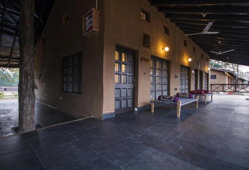 אתר נופש Wowstayz Pachmarhi Ecotel