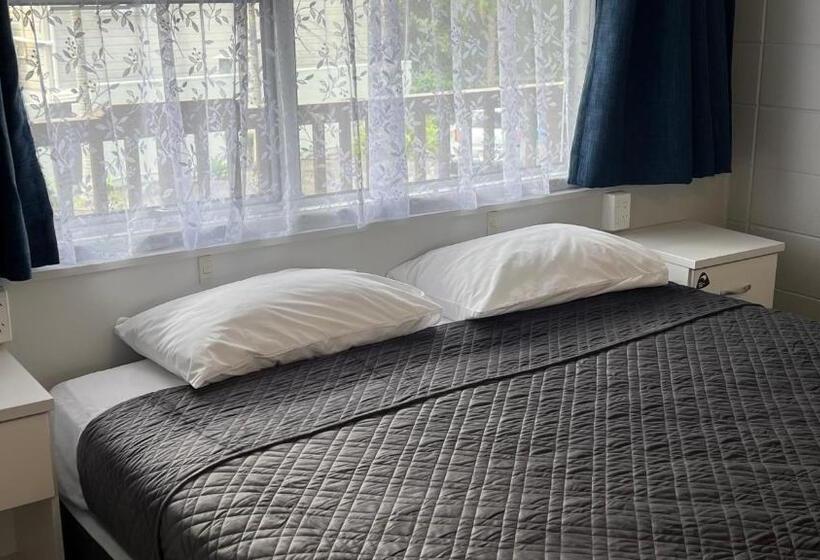 Aaron Court Motel Whangarei