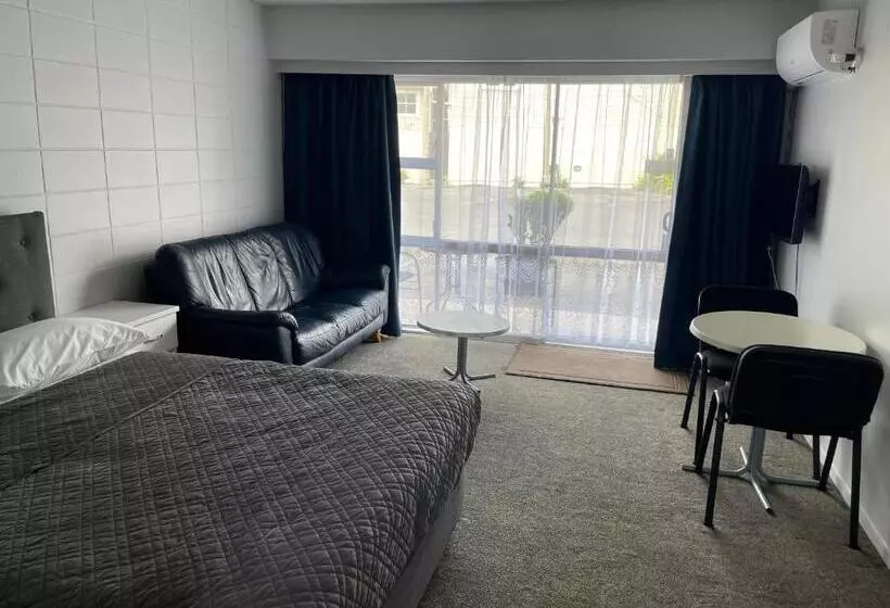 Aaron Court Motel Whangarei