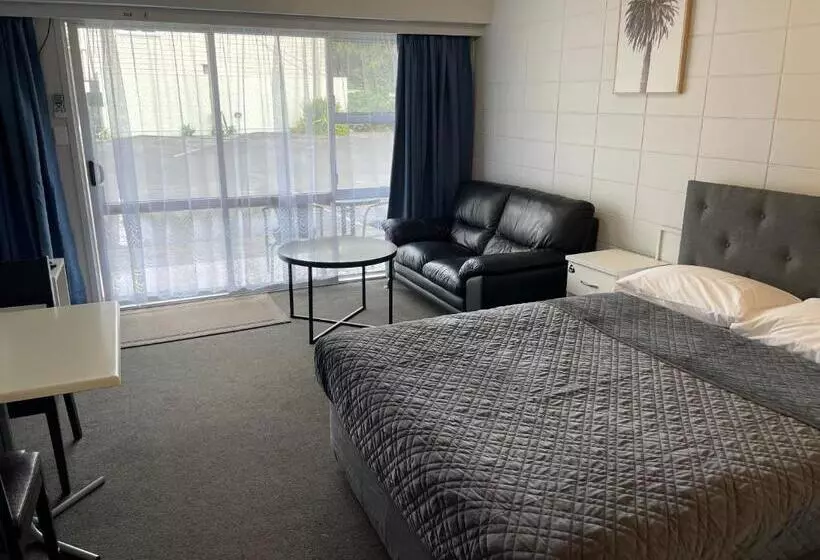 Aaron Court Motel Whangarei