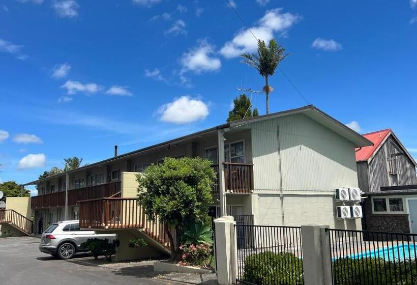 Aaron Court Motel Whangarei