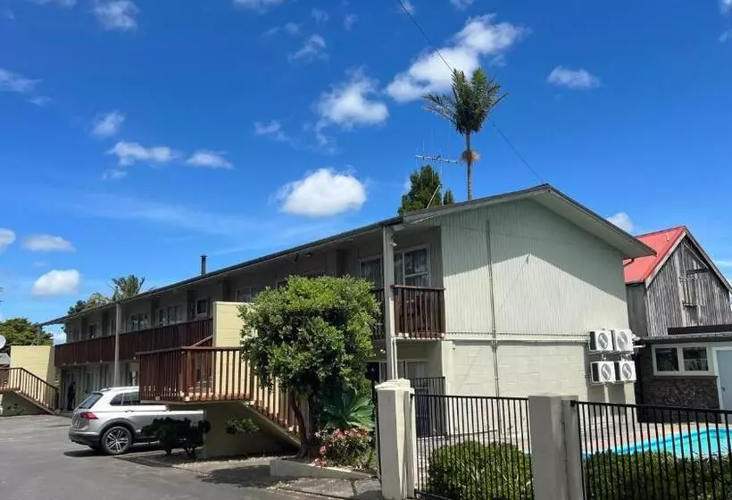 Aaron Court Motel Whangarei