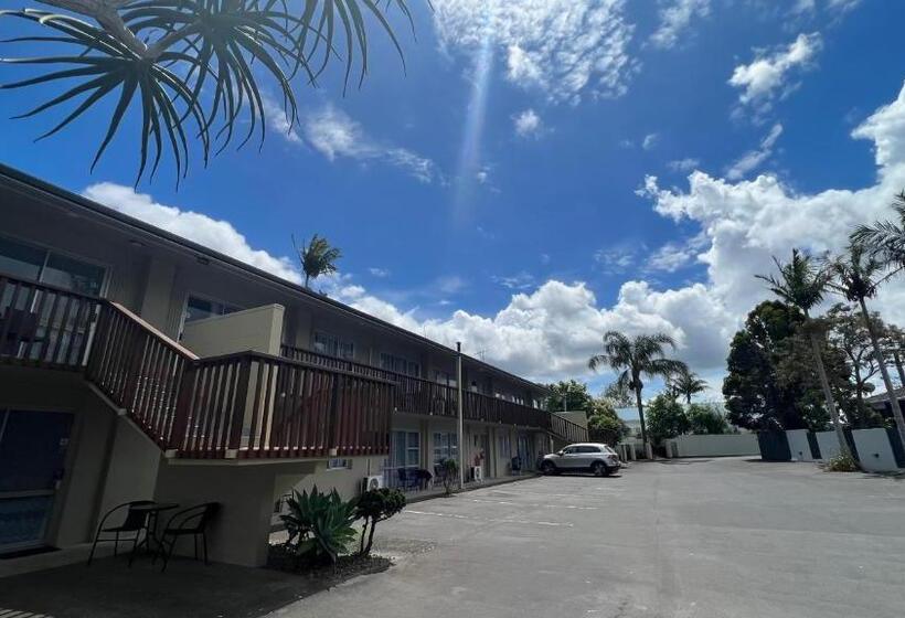 Aaron Court Motel Whangarei