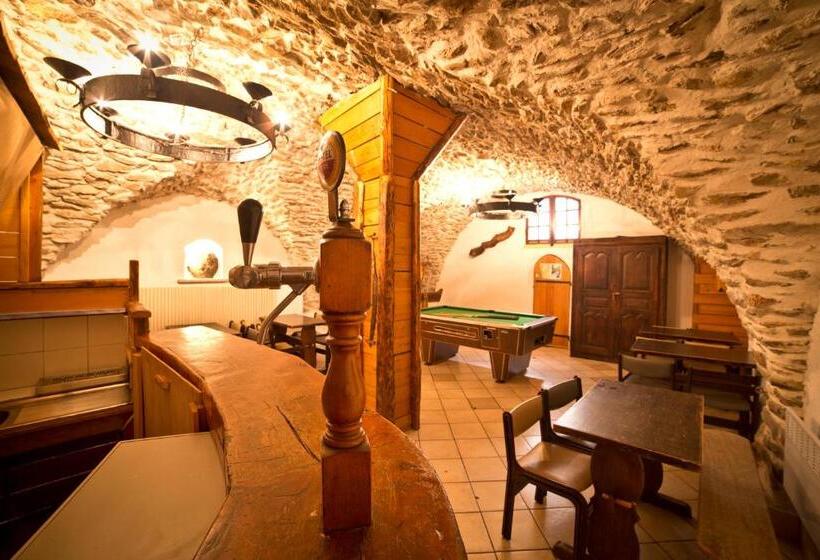 هاستل Centre De Vacances Le Val D Escreins