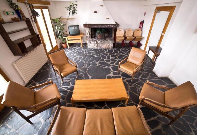 هاستل Centre De Vacances Le Val D Escreins