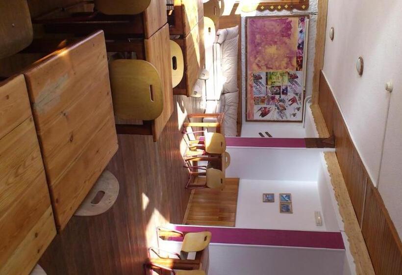 هاستل Centre De Vacances Le Val D Escreins