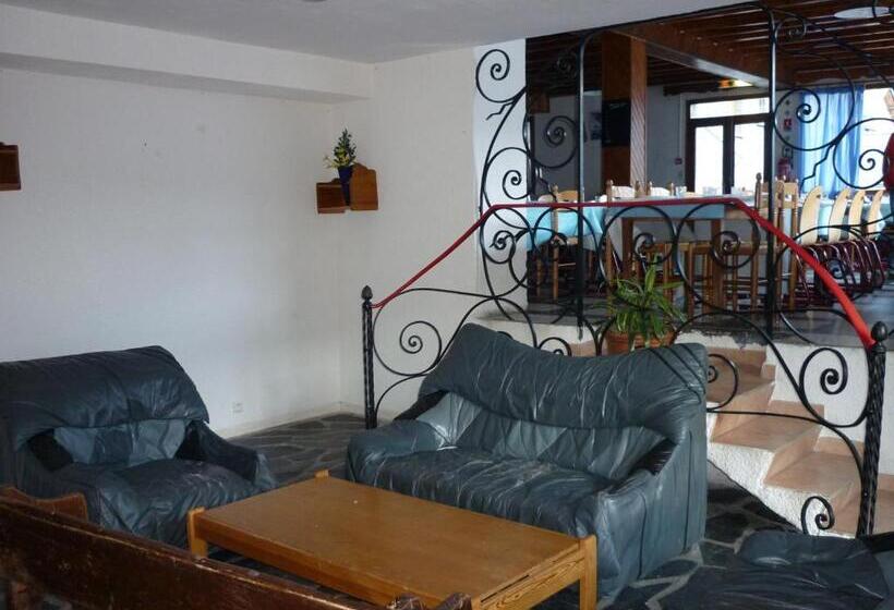 هاستل Centre De Vacances Le Val D Escreins