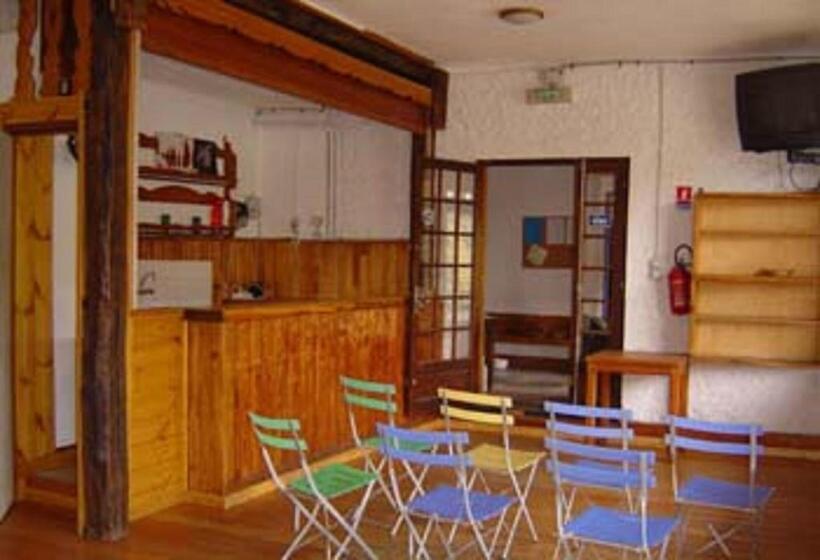 هاستل Centre De Vacances Le Val D Escreins
