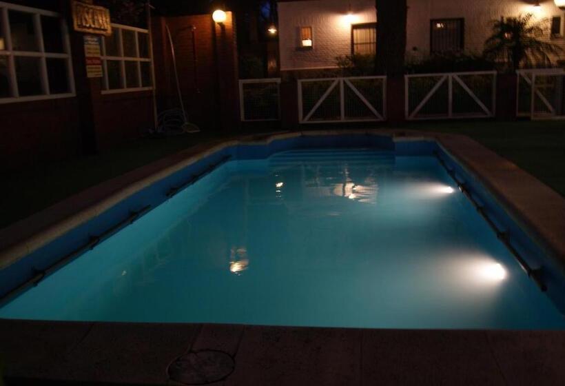 הוסטל Hosteria Actinia