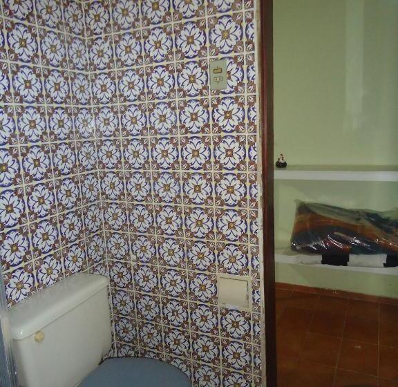 הוסטל Pousada Dona Esmeralda