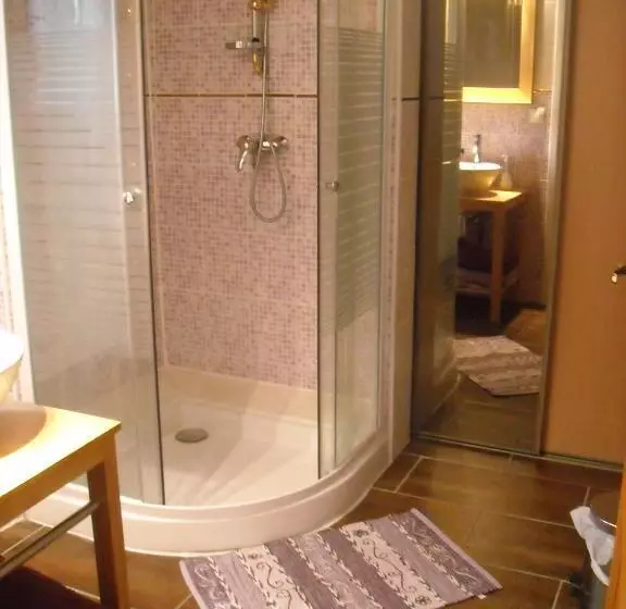 ベッドアンドブレックファースト Chambres D Hôtes Des Grands Prés