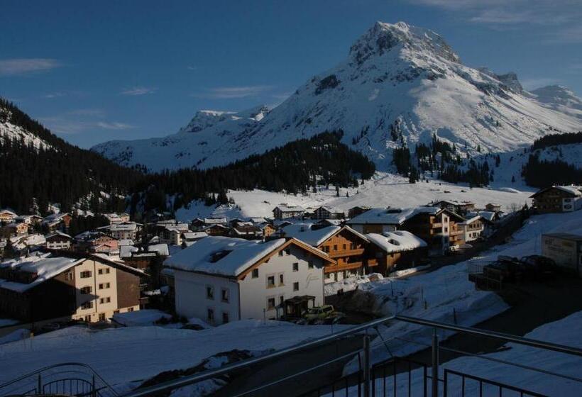 مبيت وإفطار Haus Dr. Küng