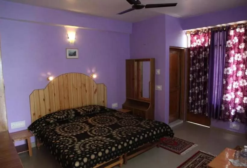 Aamiaismajoitus (B&B) Malis Apple Lodge