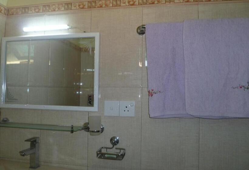 مبيت وإفطار Southern Villa