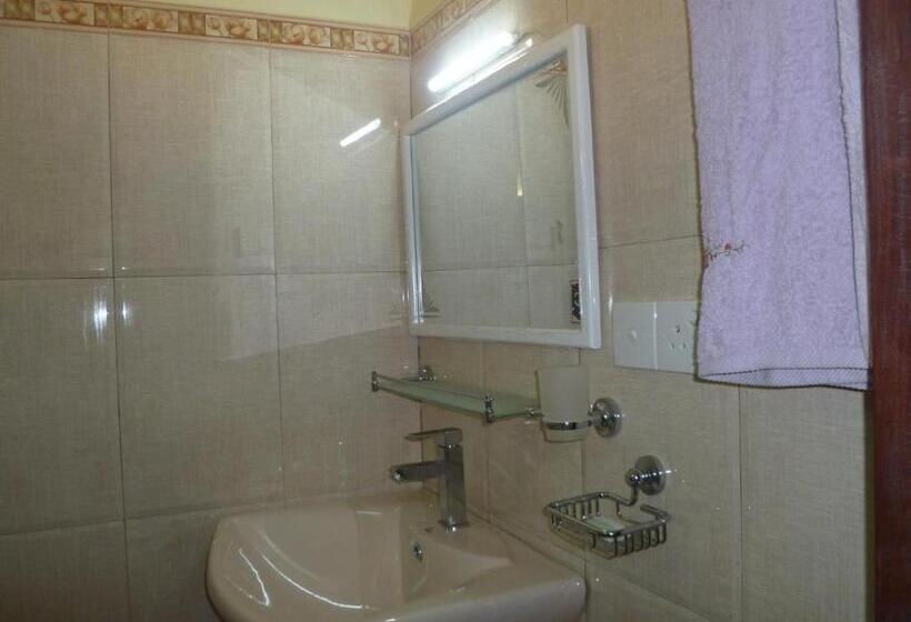 مبيت وإفطار Southern Villa