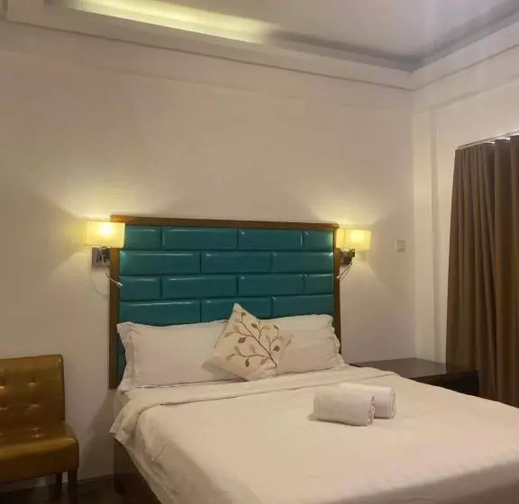 El Puerto Marina Beach Resort & Vacation Club