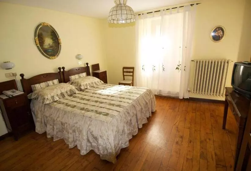 ホテル Albergo Ristorante Galli