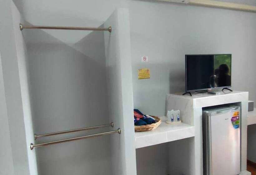 בית מלון כפרי Dd Tara Inn