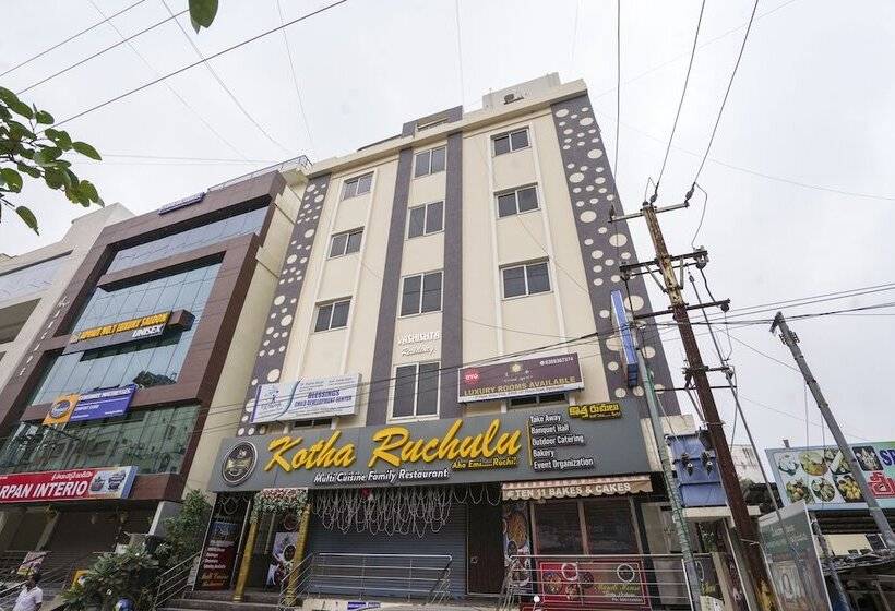 בית מלון כפרי Iroomz Grand Aarvi Suites