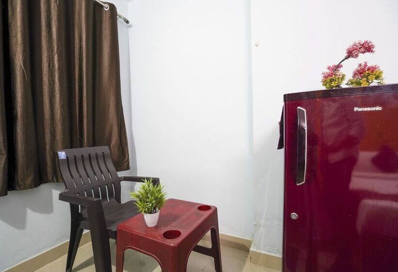 בית מלון כפרי Iroomz Grand Aarvi Suites