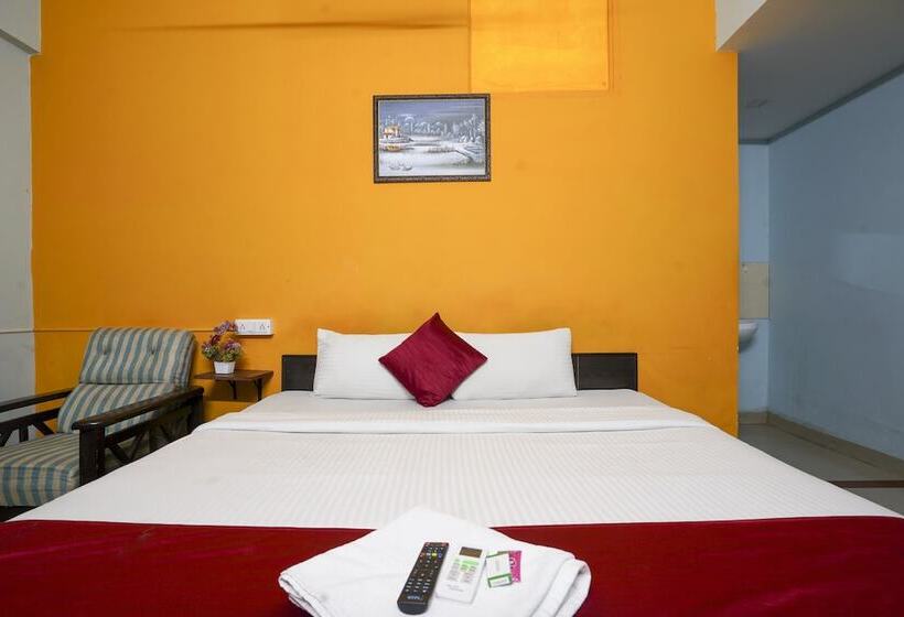 בית מלון כפרי Iroomz Grand Aarvi Suites