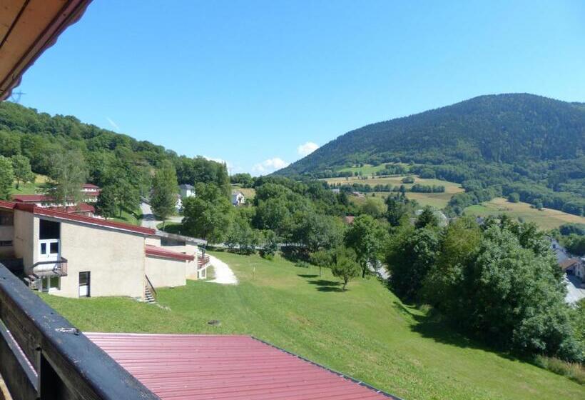 Отель Les Aveilles