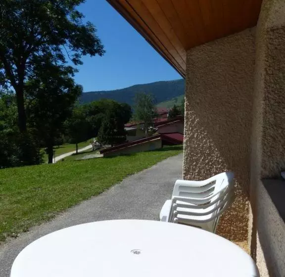 ホテル Les Aveilles