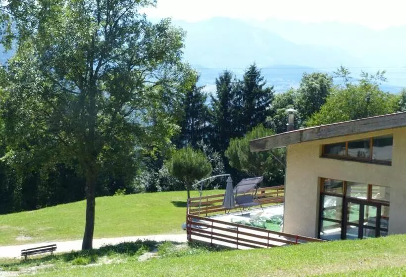 ホテル Les Aveilles