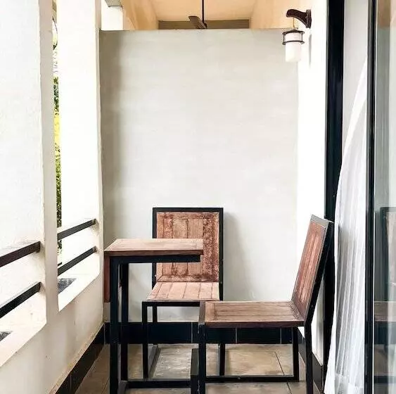 Hotelli Lok Taneuy Residence