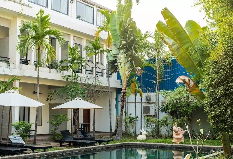 Hotelli Lok Taneuy Residence