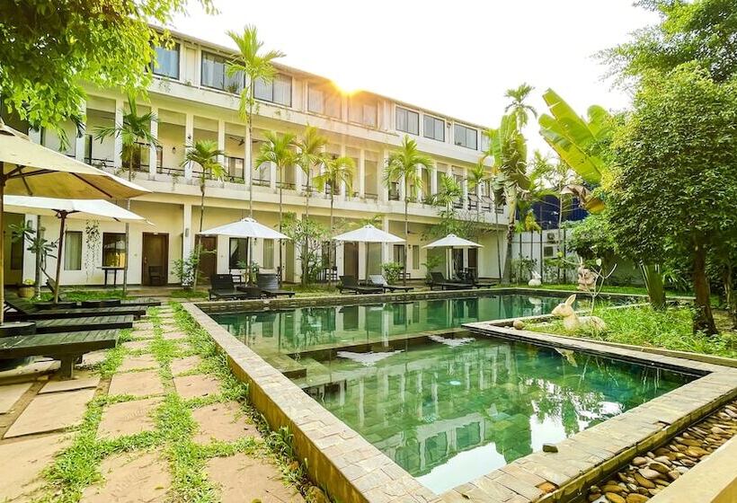 호텔 Lok Taneuy Residence